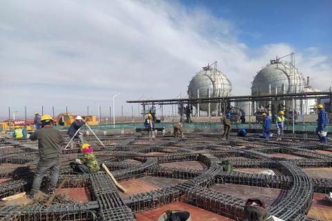 公司承建新疆广汇LNG储罐项目储罐基础浇筑完工