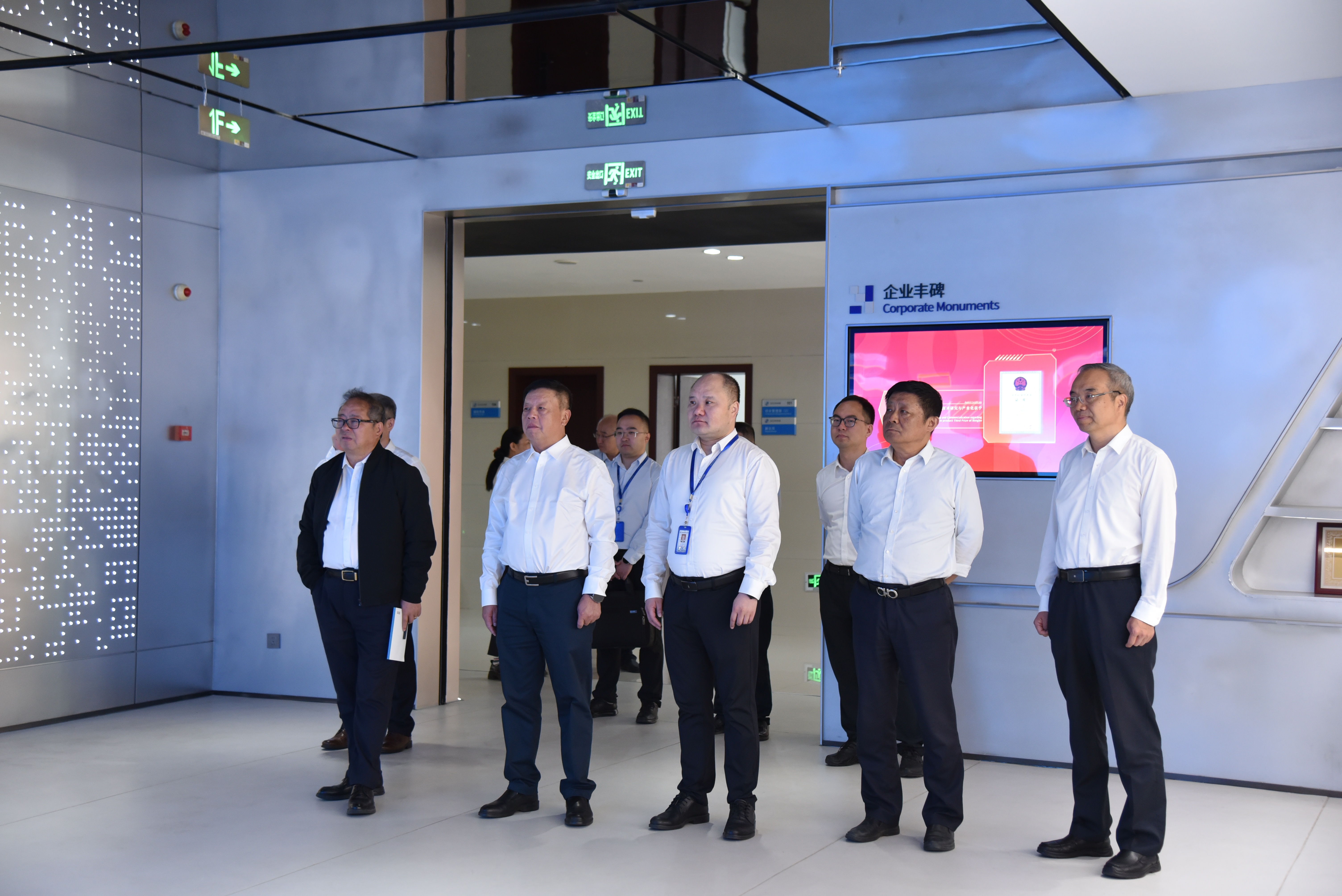 公司外部董事程腊春一行调研赛鼎宁波公司