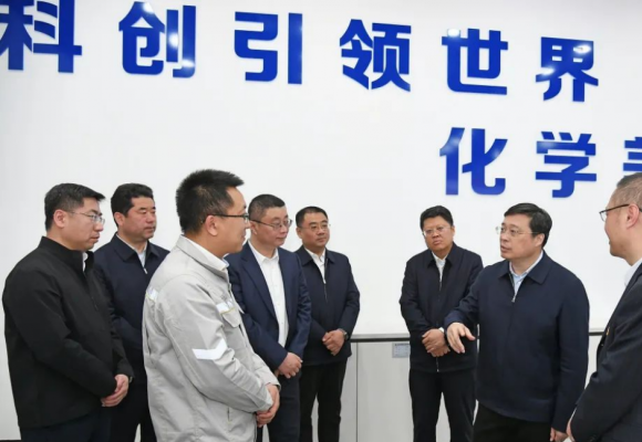 山西省委常委、太原市委书记韦韬调研赛鼎科创年产3万吨相变储能材料生产基地