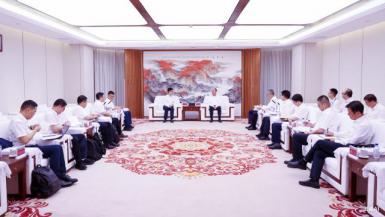 莫鼎革会见杭氧集团党委书记、董事长郑伟