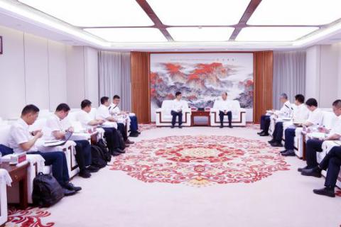 莫鼎革会见杭氧集团党委书记、董事长郑伟