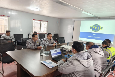 吉利一行赴运城市官道河项目开展调研及安全带班检查